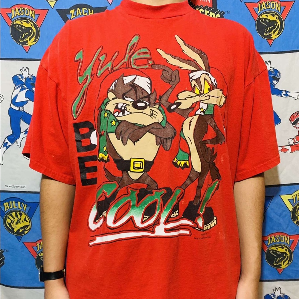 Rare vintage Official Looney Tunes Shirt